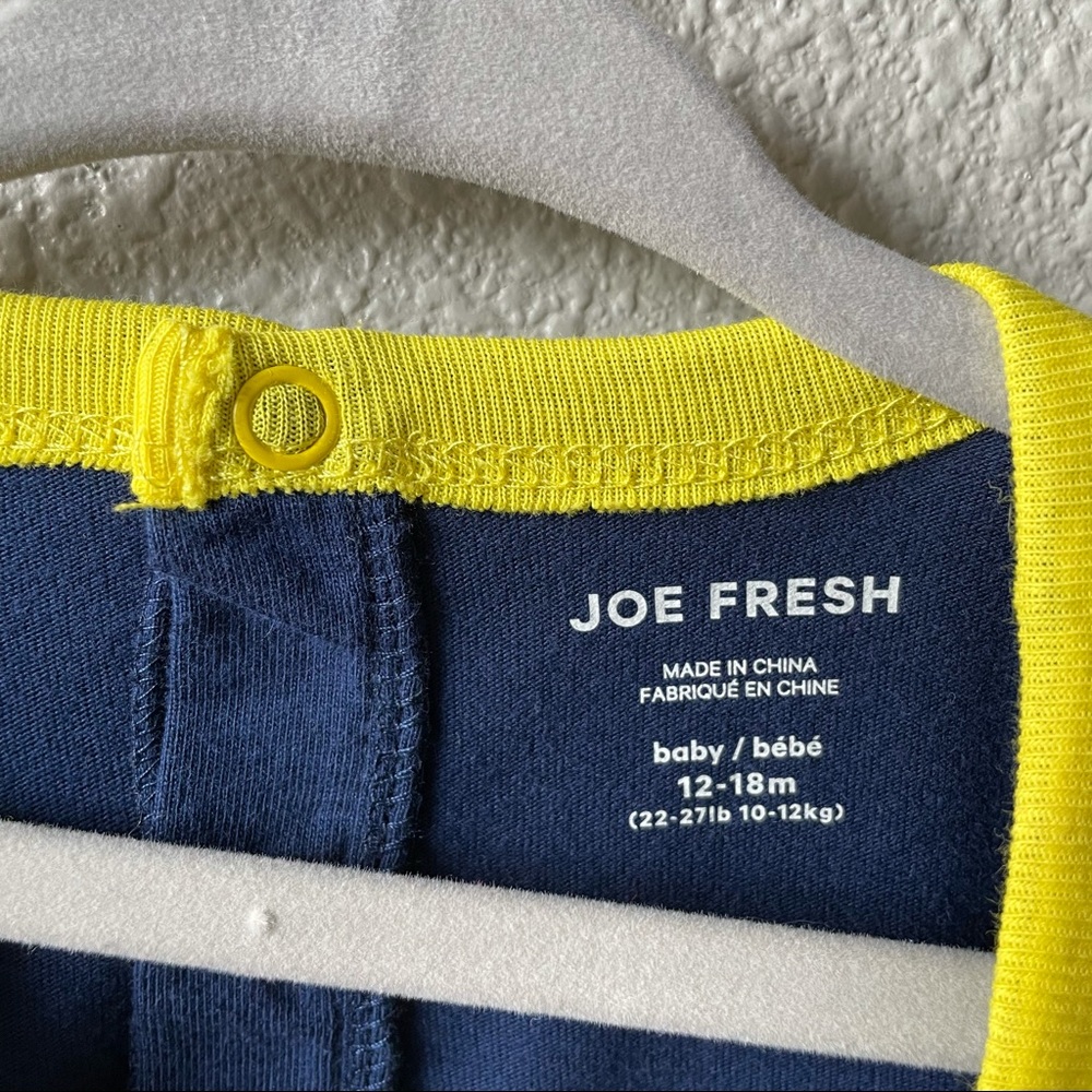 3/$15 Joe Fresh Chill Dinosaur 3D Top 12-18 Months - Picture 4 of 6